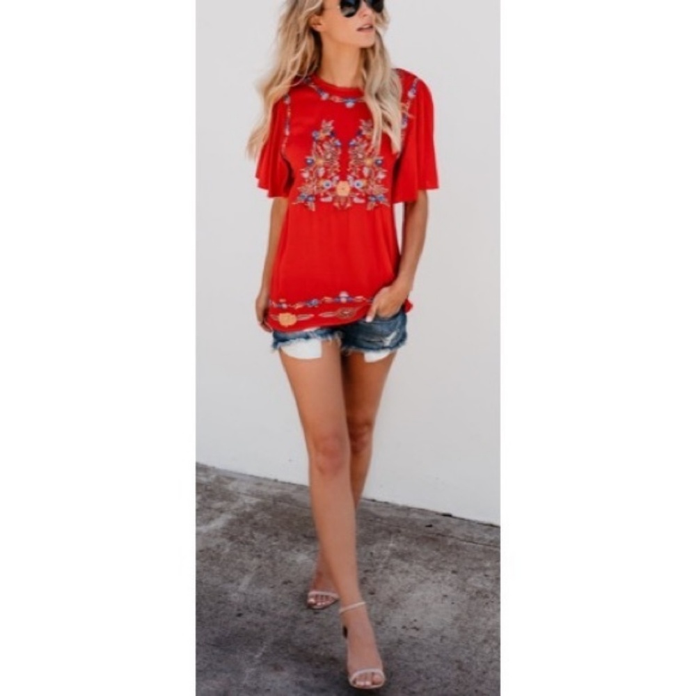 🌟LAST ONE🌟Tomato Embroidered Top - Picture 3 of 7